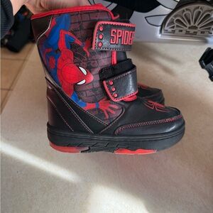 Spider-Man boys winter boots